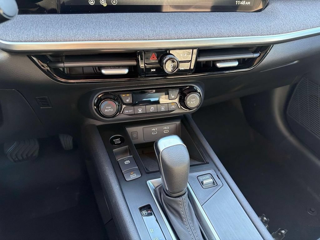 New 2026 Nissan Kicks SV w/ Cold Weather Package AWD/4WD image 13