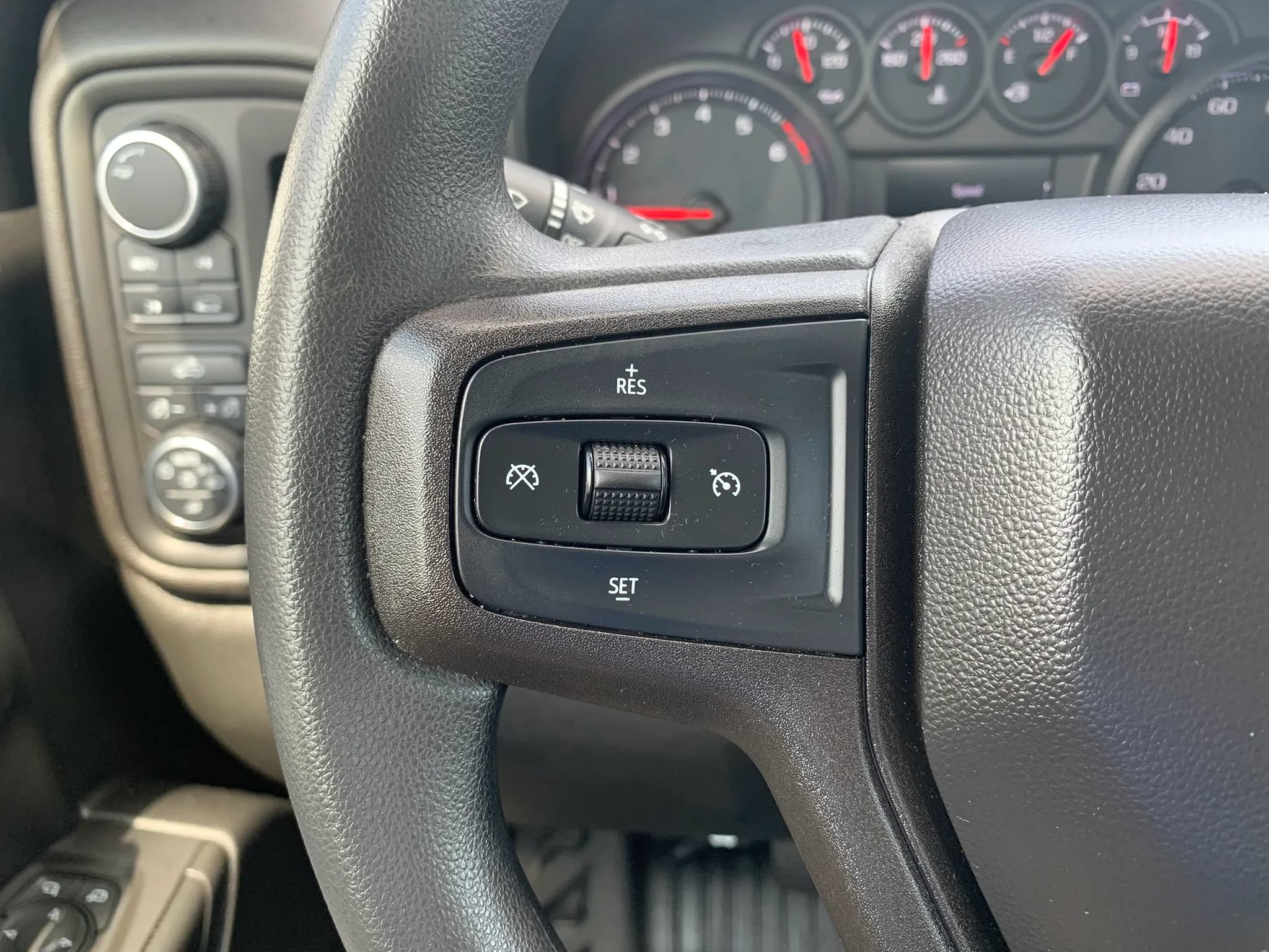 Used 2020 Chevrolet Silverado 1500 W/T w/ WT Safety Package AWD/4WD image 13