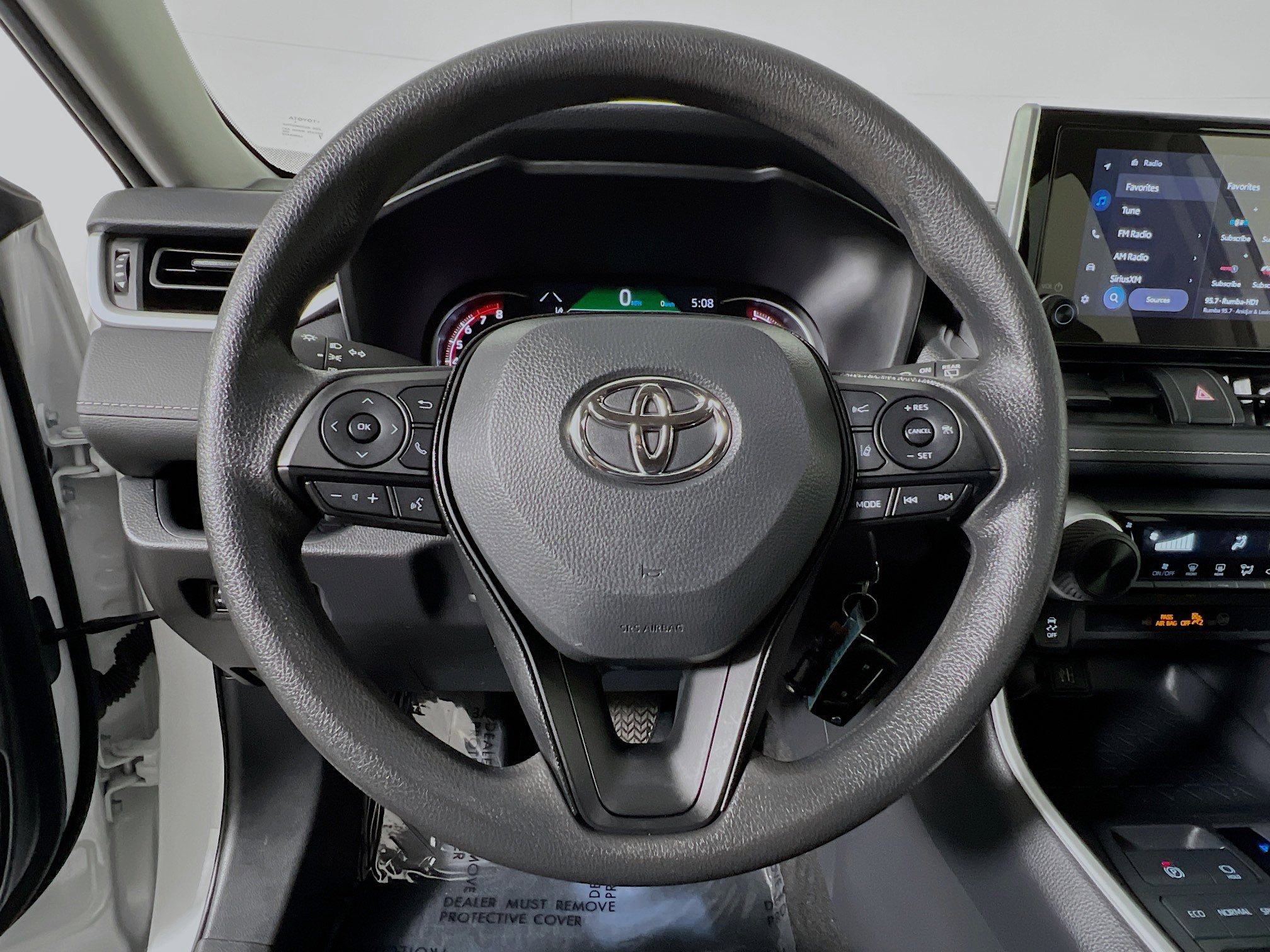 Used 2025 Toyota RAV4 LE image 18