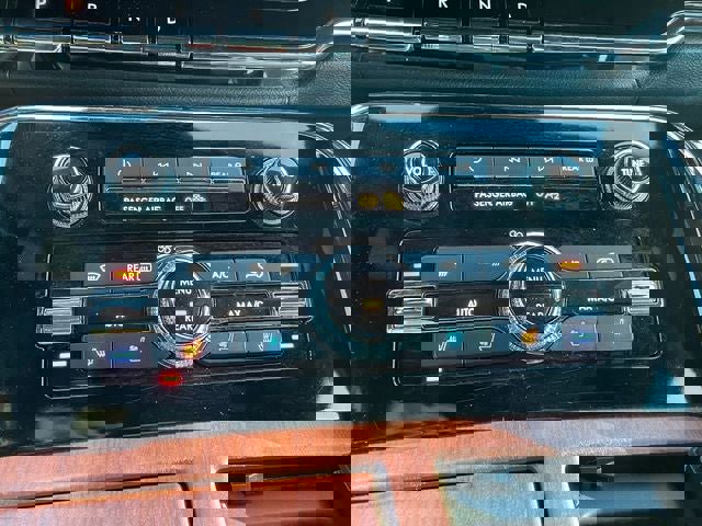 Used 2024 Lincoln Navigator L 4WD image 18