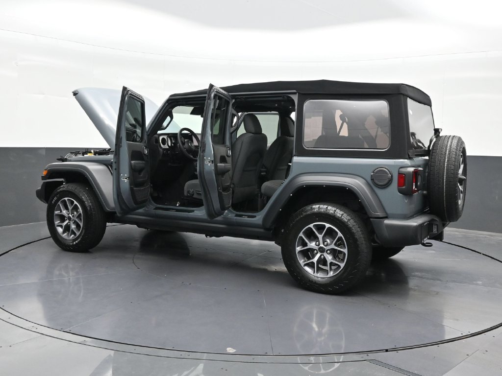 Used 2024 Jeep Wrangler Unlimited Sport AWD/4WD image 36