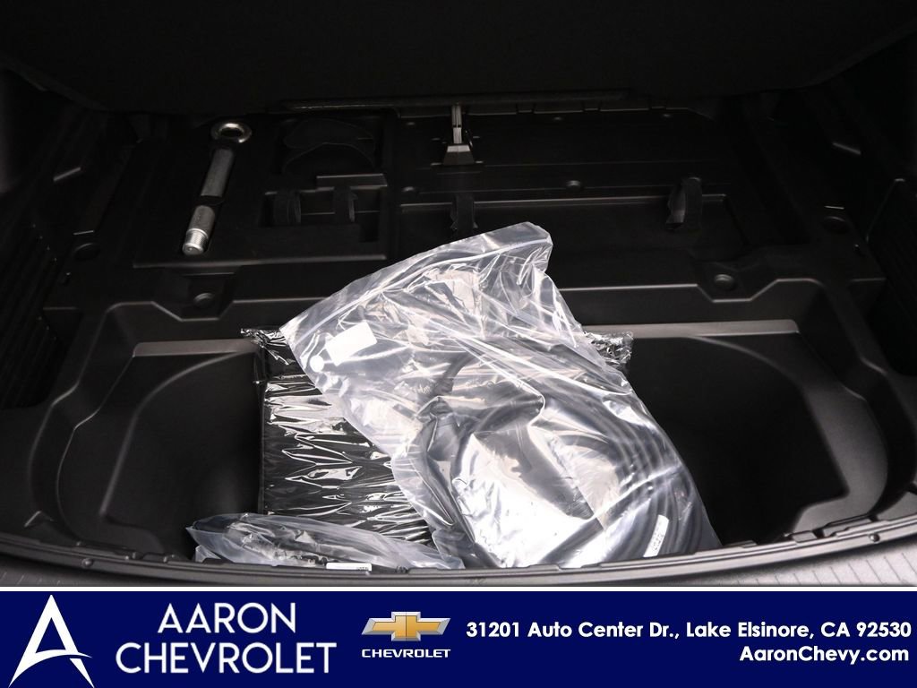 New 2026 Chevrolet Equinox EV LT image 28