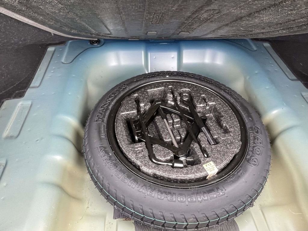 Certified 2022 Hyundai Elantra N Line image 29