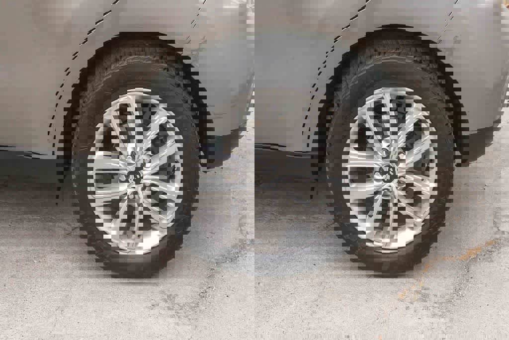 Used 2019 Kia Soul + image 5