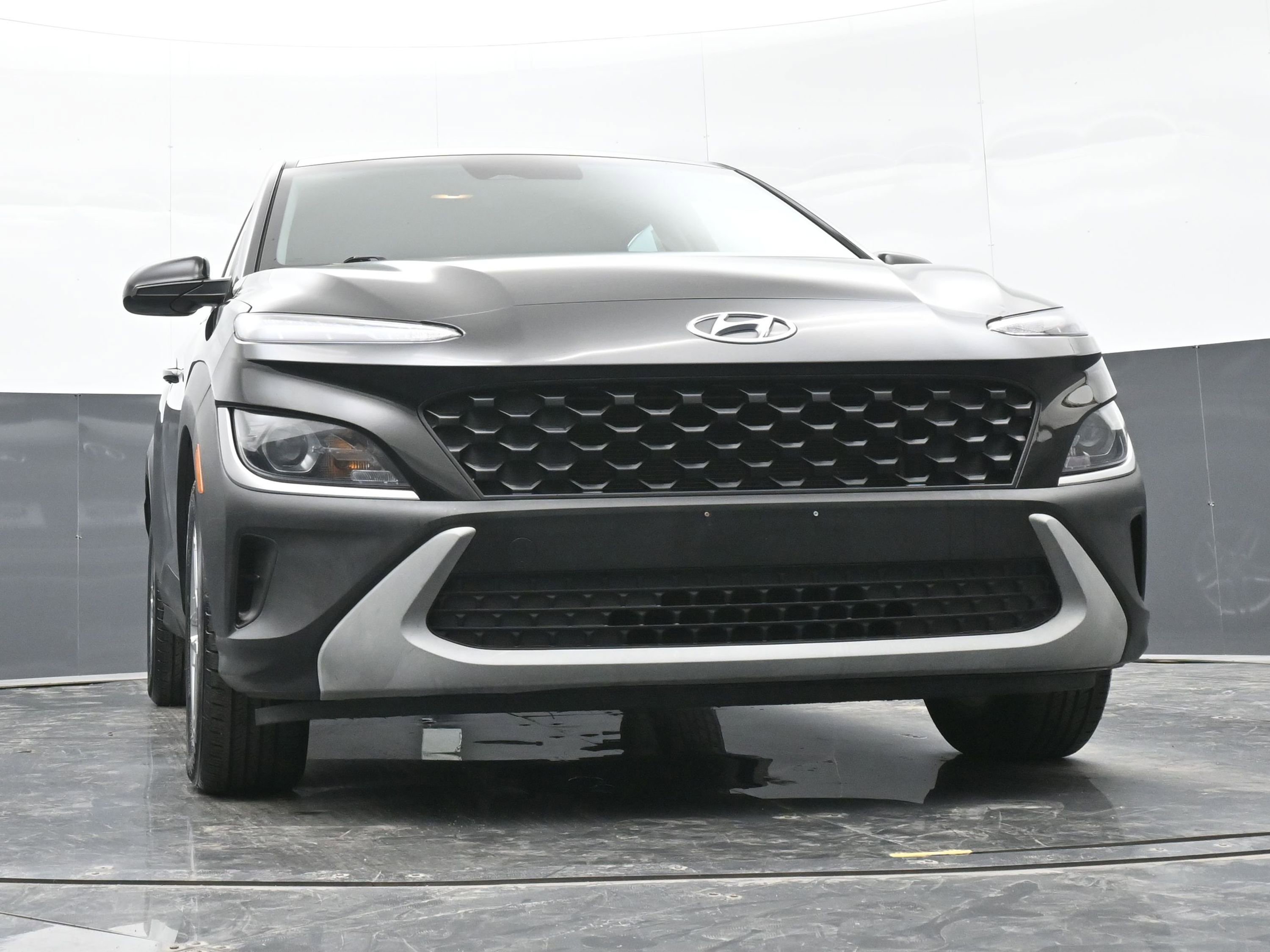 Certified 2022 Hyundai Kona SE image 42