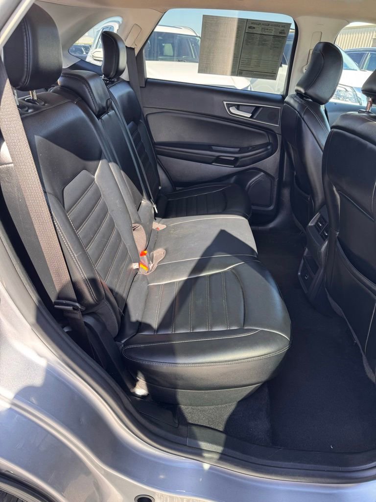 Used 2022 Ford Edge SEL AWD/4WD image 13