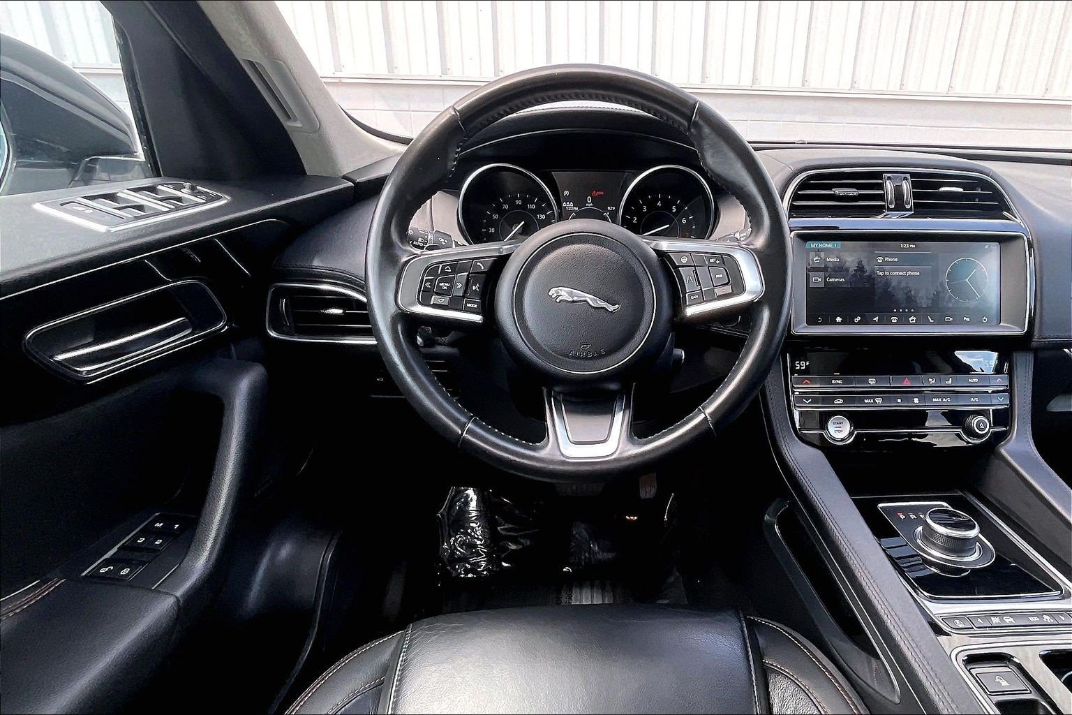 Used 2020 Jaguar F-PACE Prestige AWD/4WD image 6