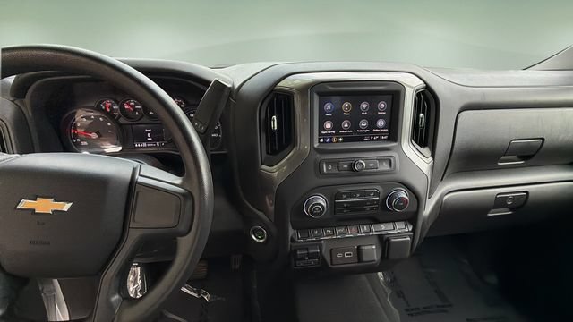 Used 2025 Chevrolet Silverado 2500 Custom w/ Custom Value Package AWD/4WD image 11