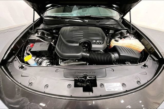 Used 2023 Dodge Charger SXT RWD image 6