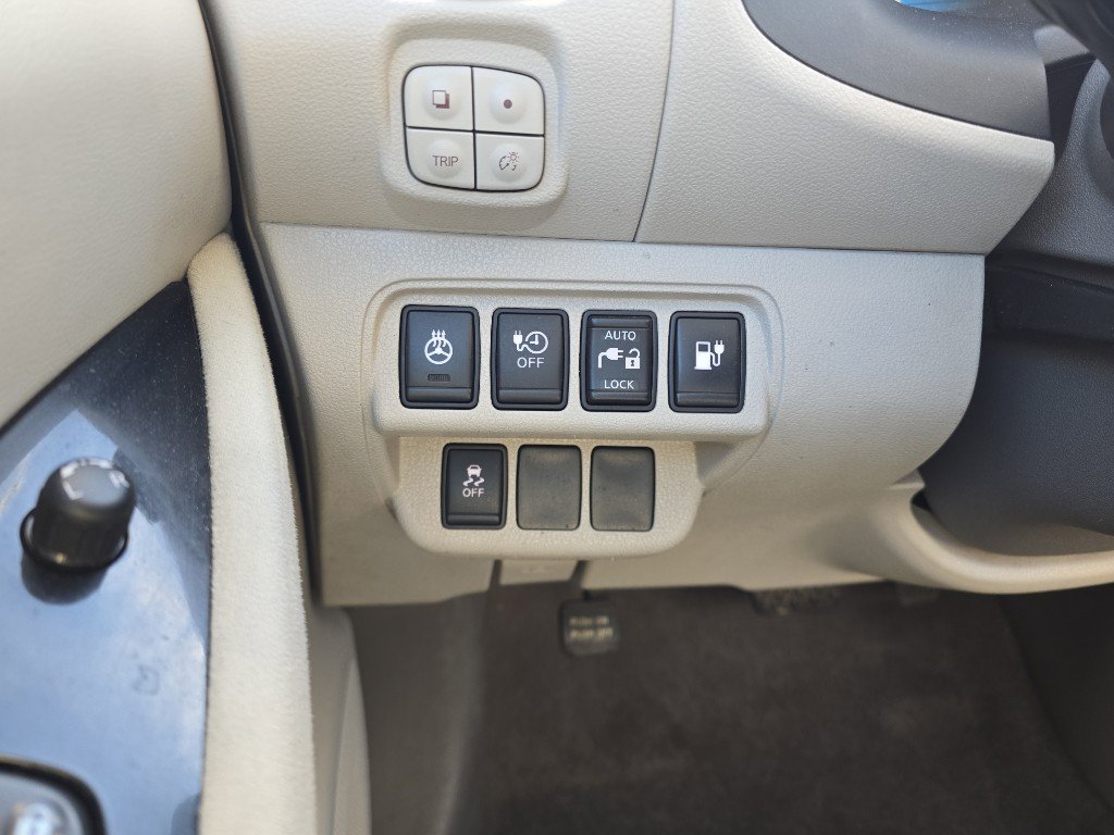 Used 2014 Nissan Leaf SV w/ LED & Quick Charge Package image 29