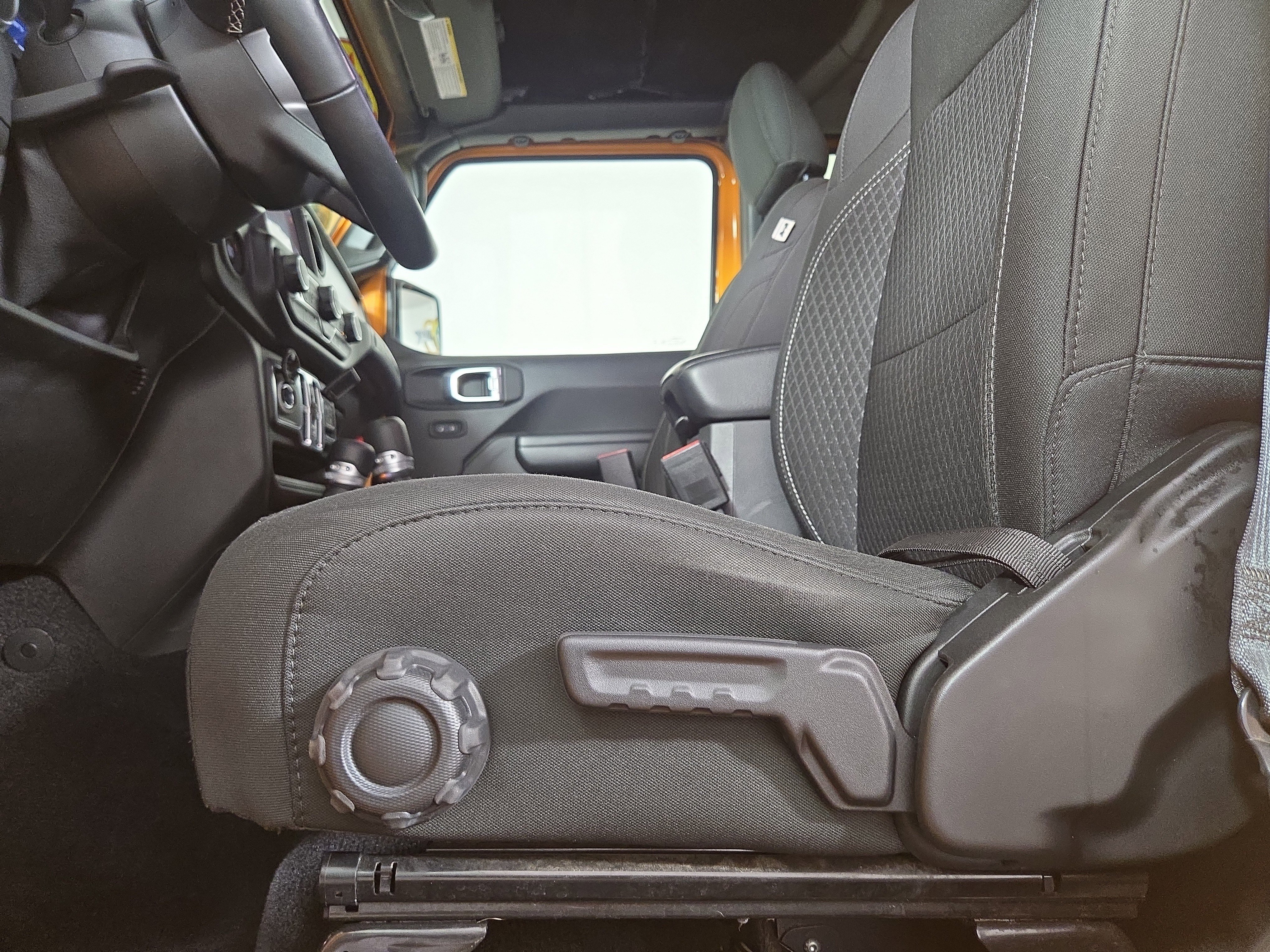 Used 2021 Jeep Wrangler Unlimited Sport image 31