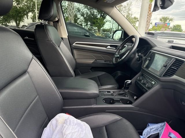 Used 2021 Volkswagen Atlas SE image 13