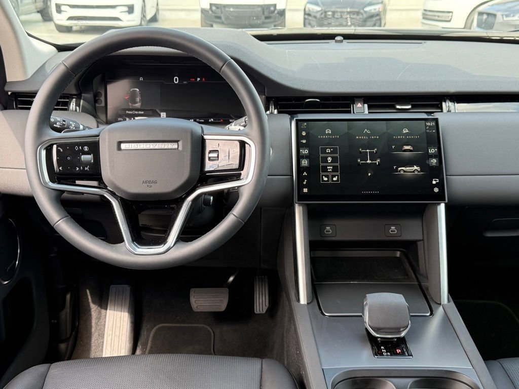 Used 2024 Land Rover Discovery Sport S image 24