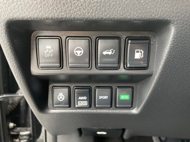 Used 2019 Nissan Rogue SL w/ Premium Package image 13