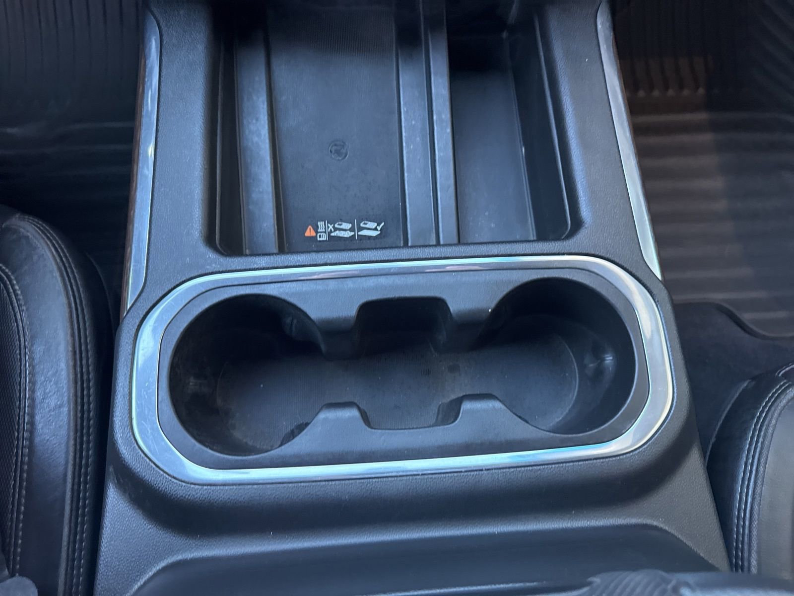 Used 2022 Chevrolet Silverado 3500 High Country image 26