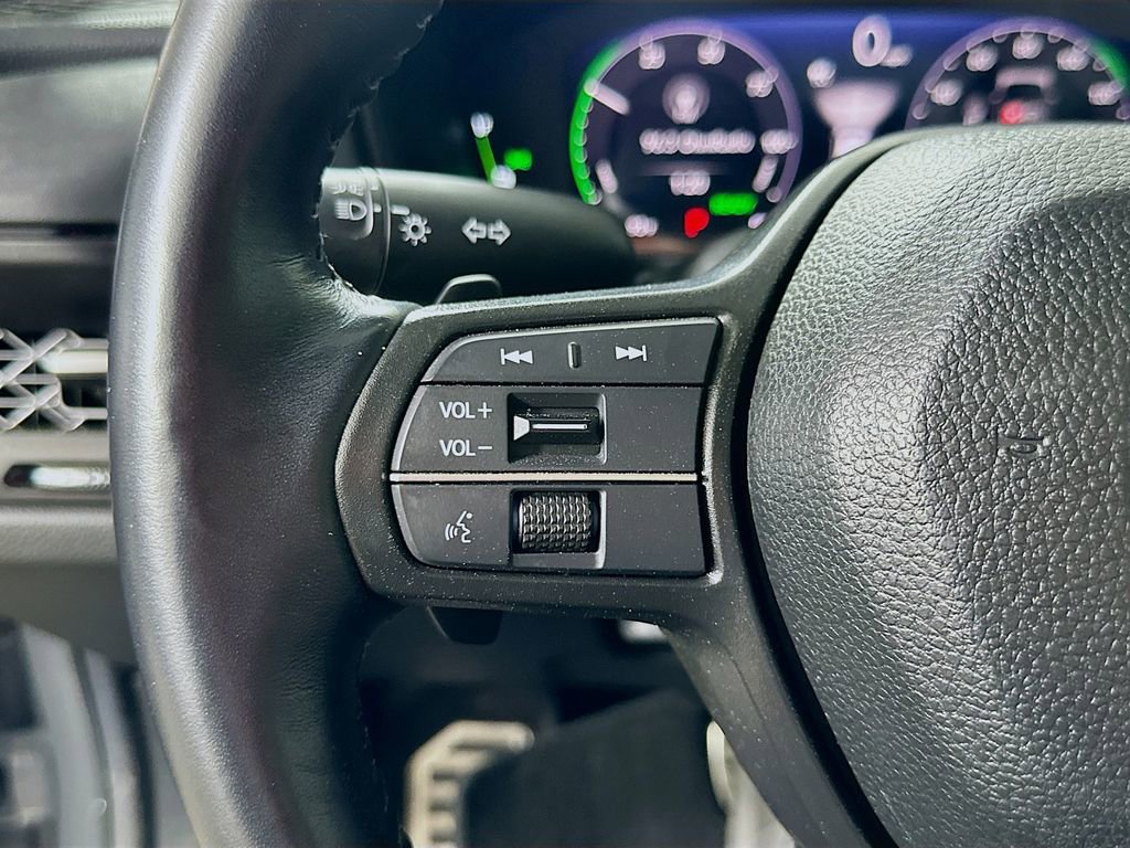 Used 2025 Honda Accord Sport image 21