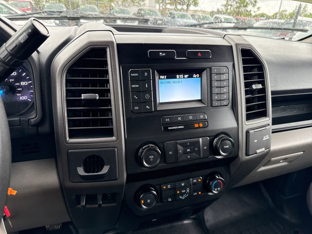 Used 2022 Ford F250 XL w/ Power Equipment Group image 18