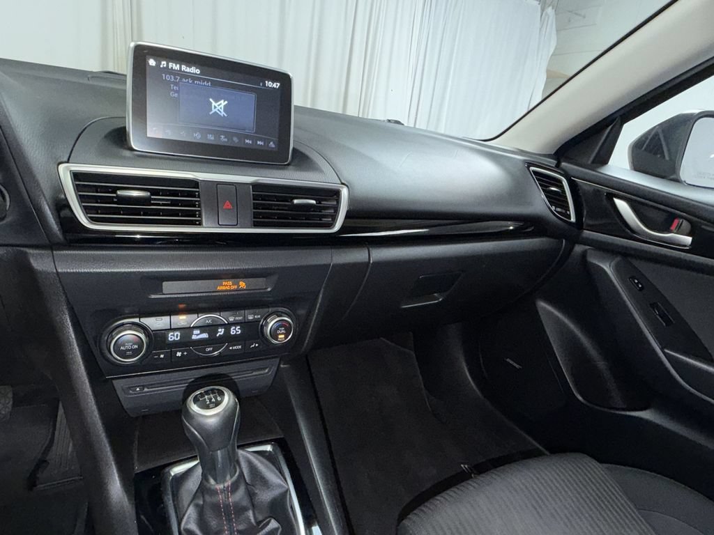 Used 2016 MAZDA MAZDA3 i Touring w/ Popular Equipment Package FWD image 21