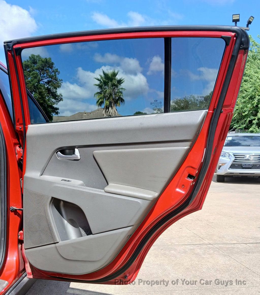 Used 2013 Kia Sportage LX w/ Convenience Pkg image 26