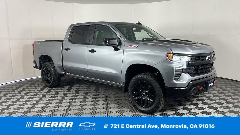 New 2025 Chevrolet Silverado 1500 LT Trail Boss w/ Convenience Package II