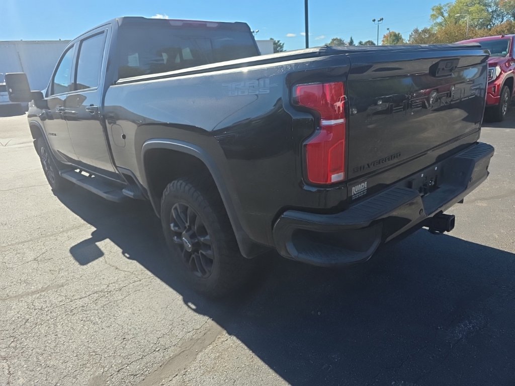 Used 2026 Chevrolet Silverado 2500 LTZ w/ LTZ Plus Package AWD/4WD image 9