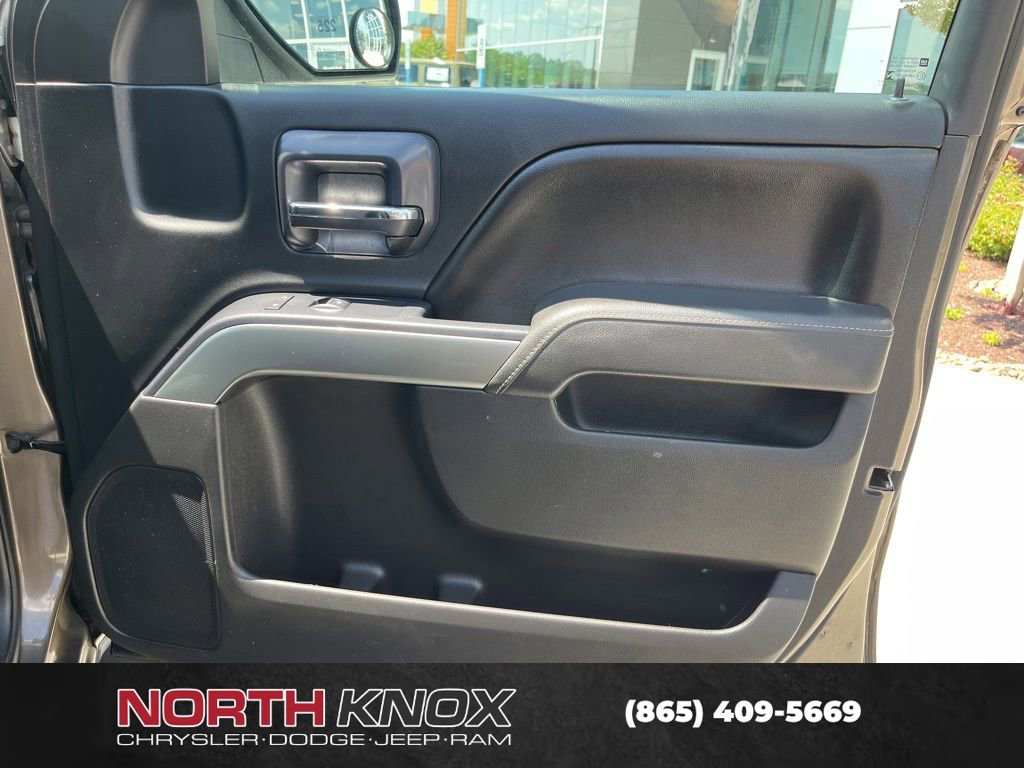 Used 2015 Chevrolet Silverado 1500 LT w/ LT Convenience Package AWD/4WD image 28