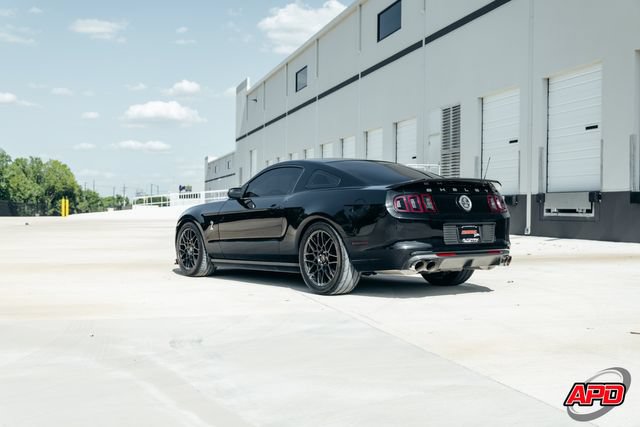 Used 2013 Ford Mustang Shelby GT500 RWD image 35