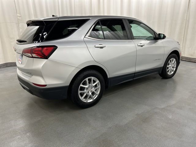 Used 2022 Chevrolet Equinox LT AWD/4WD image 4