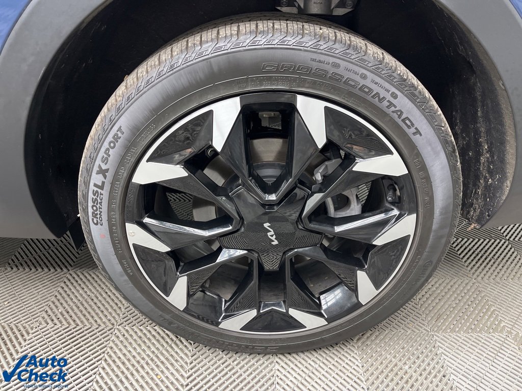 Used 2025 Kia Sorento SX image 29