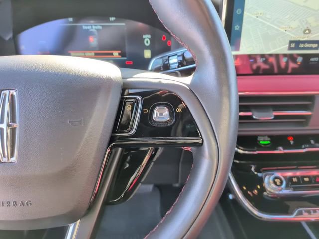 Used 2023 Lincoln Corsair Reserve w/ Equipment Group 201A image 23