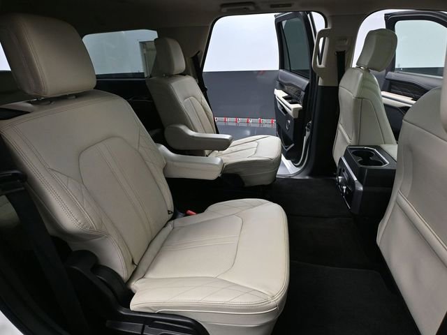 Used 2021 Ford Expedition Platinum image 51