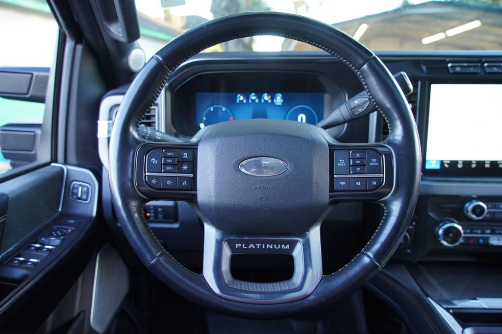 Used 2024 Ford F450 Platinum w/ FX4 Off-Road Package image 29