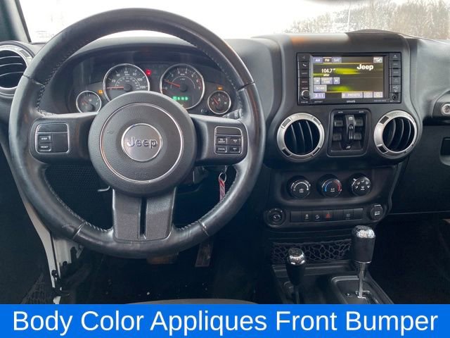 Used 2016 Jeep Wrangler Unlimited Sahara w/ Dual Top Group AWD/4WD image 8