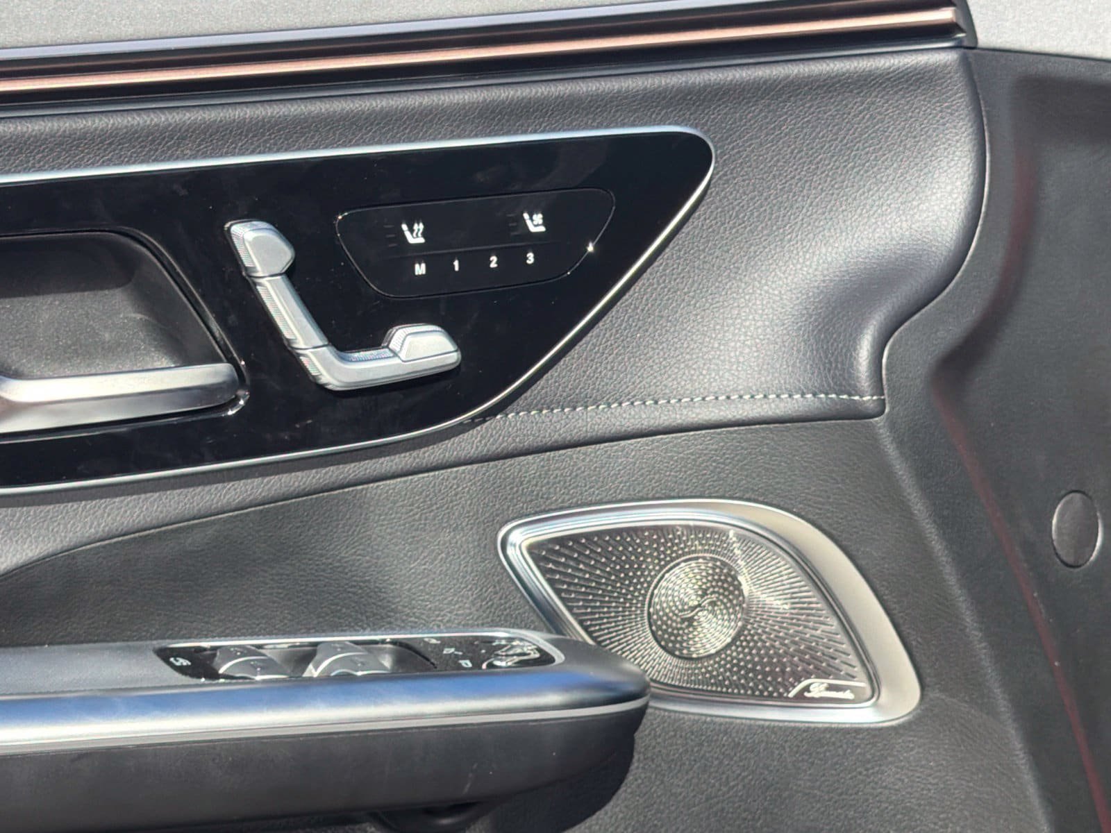 New 2027 Mercedes-Benz EQE 320 4MATIC SUV image 19