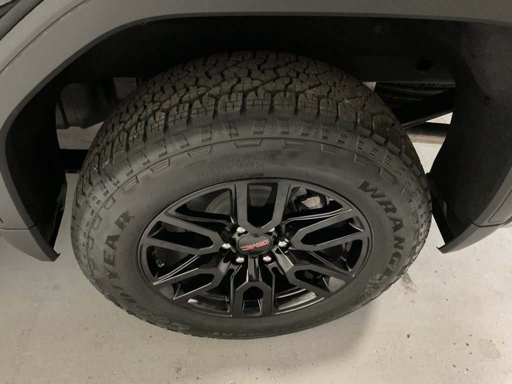 New 2026 GMC Sierra 1500 Elevation w/ Elevation Premium Package image 6