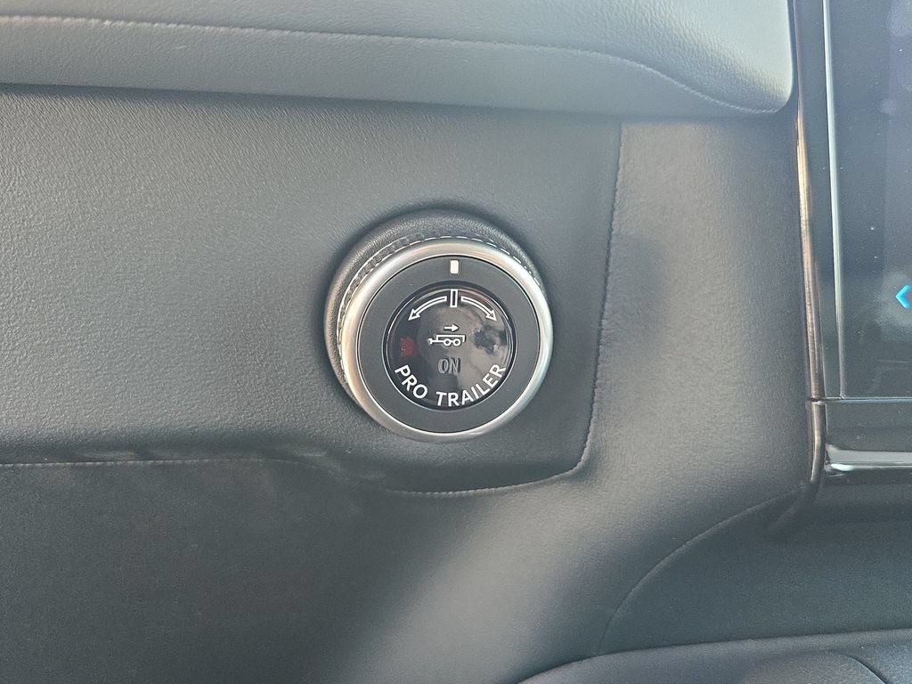 New 2026 Lincoln Navigator L Reserve AWD/4WD image 24