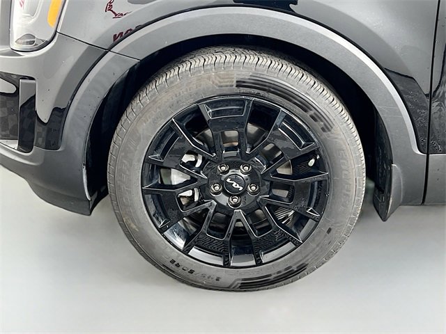 Used 2022 Kia Telluride SX w/ SX Prestige Package image 10