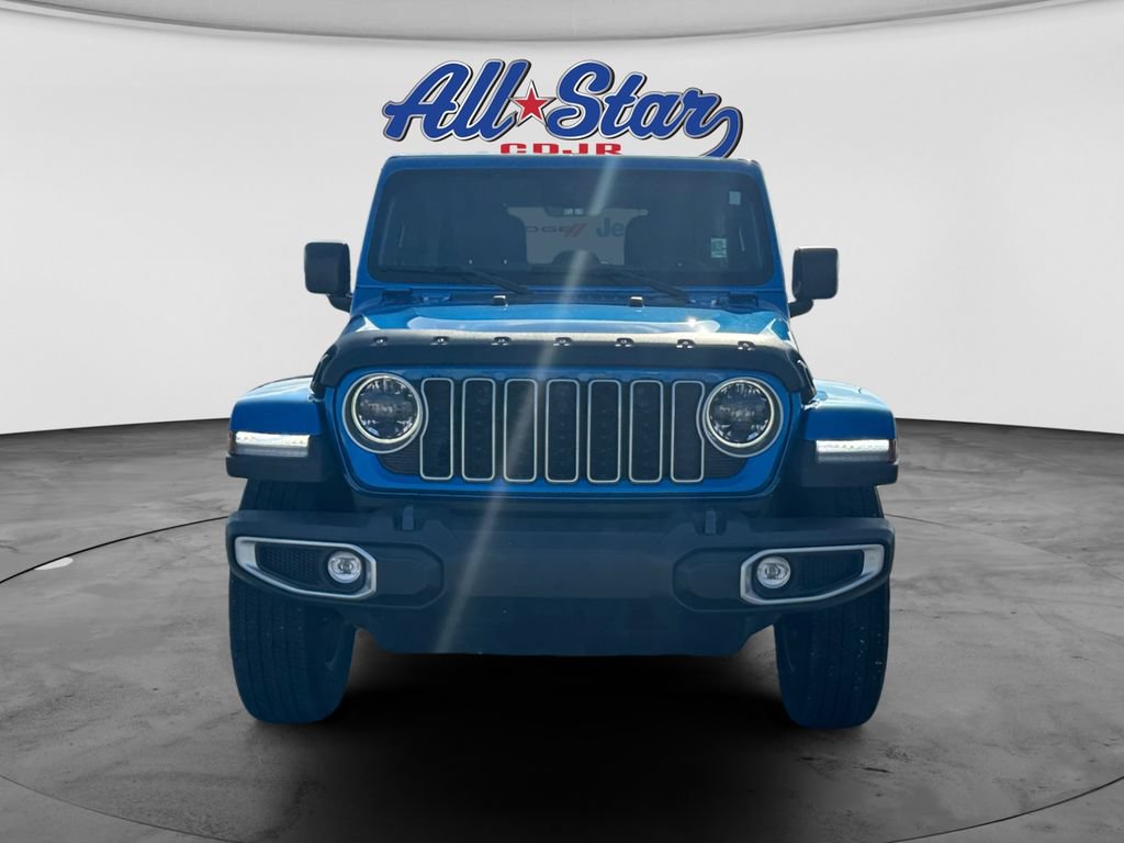 Used 2024 Jeep Wrangler Unlimited Sahara w/ Technology Group AWD/4WD image 2