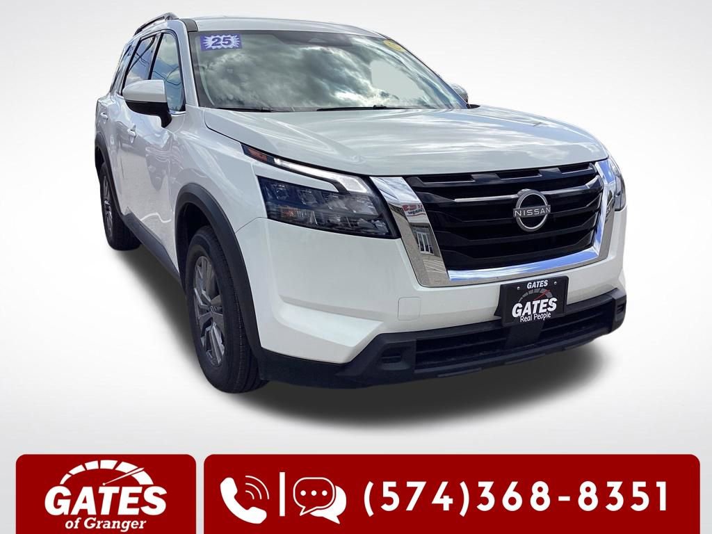 Used 2025 Nissan Pathfinder SV
