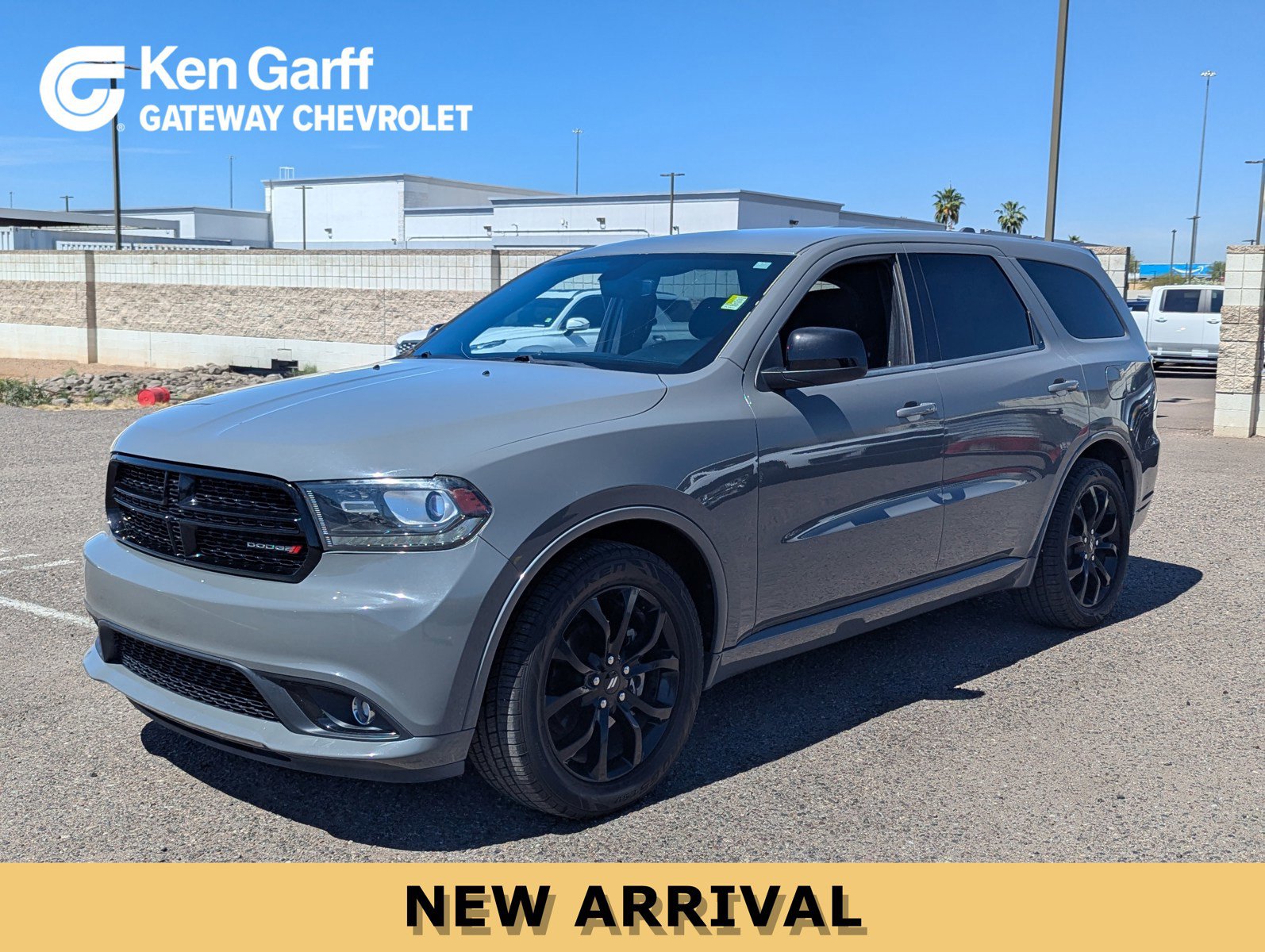 Used 2020 Dodge Durango SXT image 1