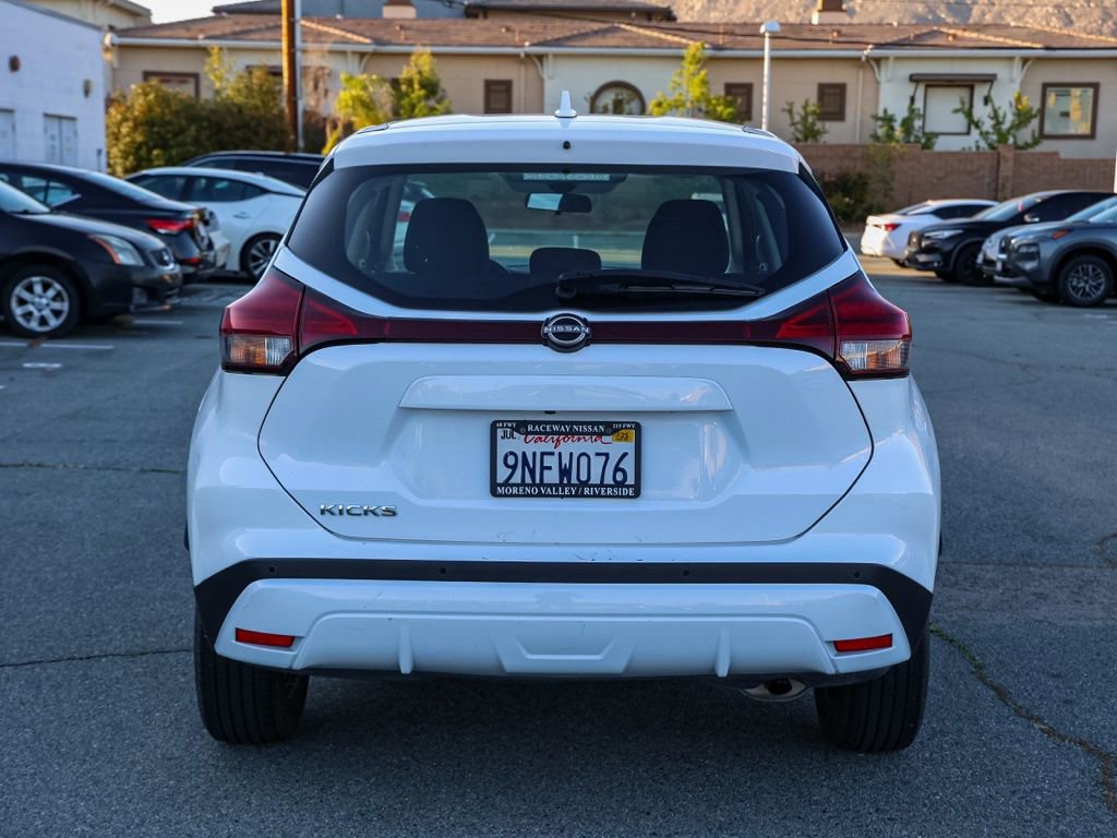 Used 2024 Nissan Kicks S FWD image 5
