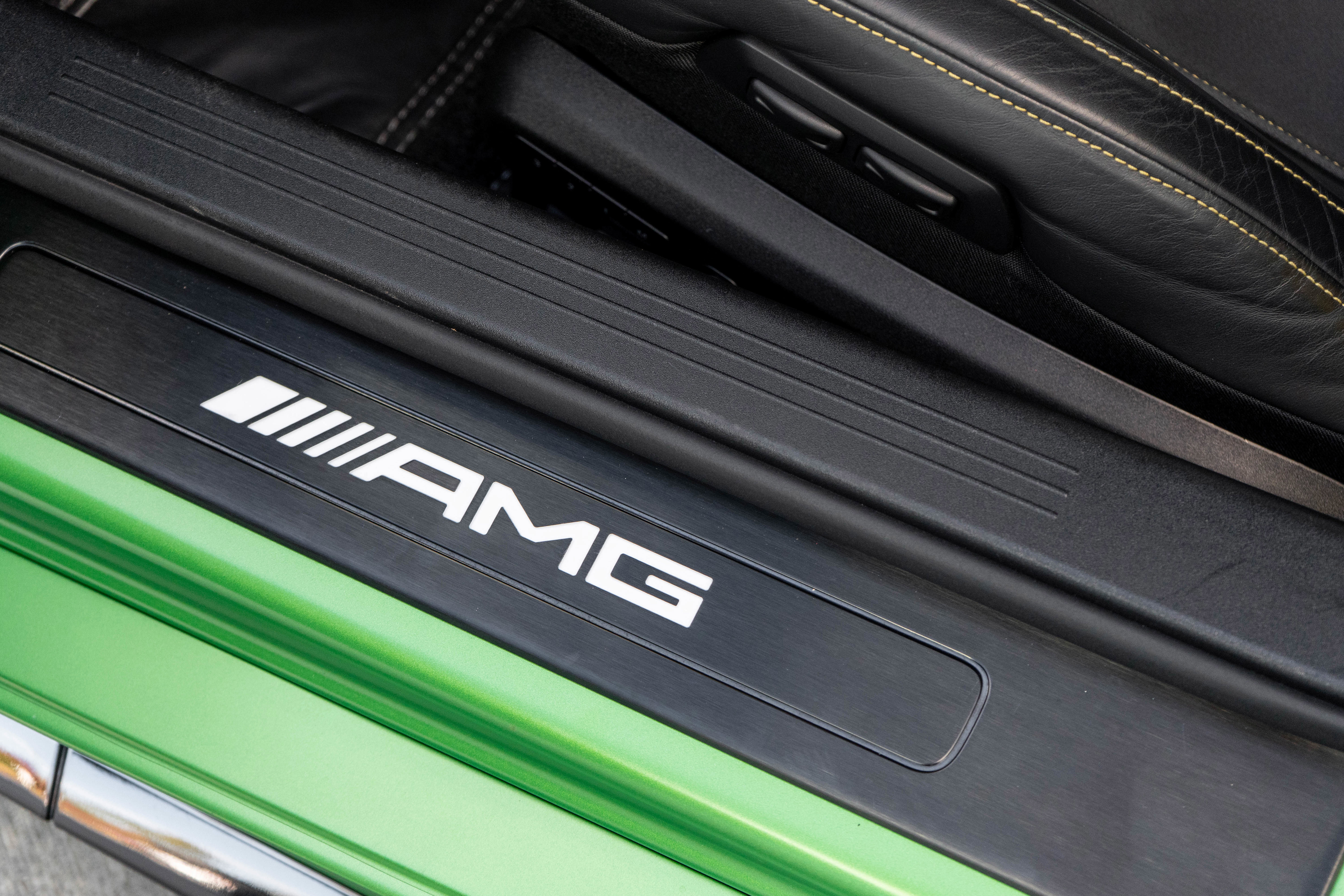 Used 2020 Mercedes-Benz AMG GT R image 16