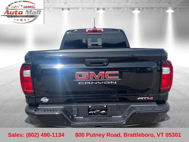 Used 2025 GMC Canyon AT4 w/ Technology Plus Package image 5