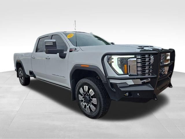 Used 2025 GMC Sierra 3500 Denali w/ Denali Reserve Package image 1