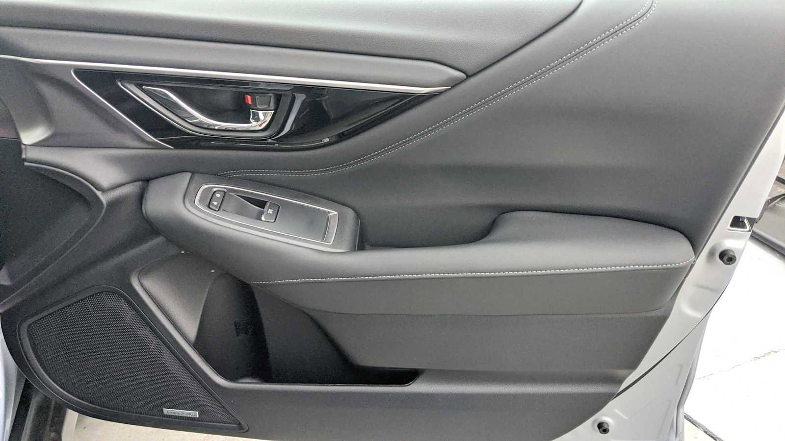 New 2025 Subaru Outback Touring image 25