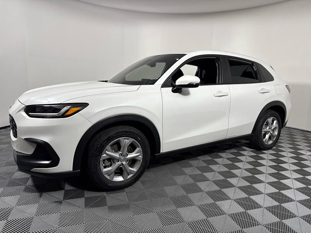 Used 2023 Honda HR-V LX image 11