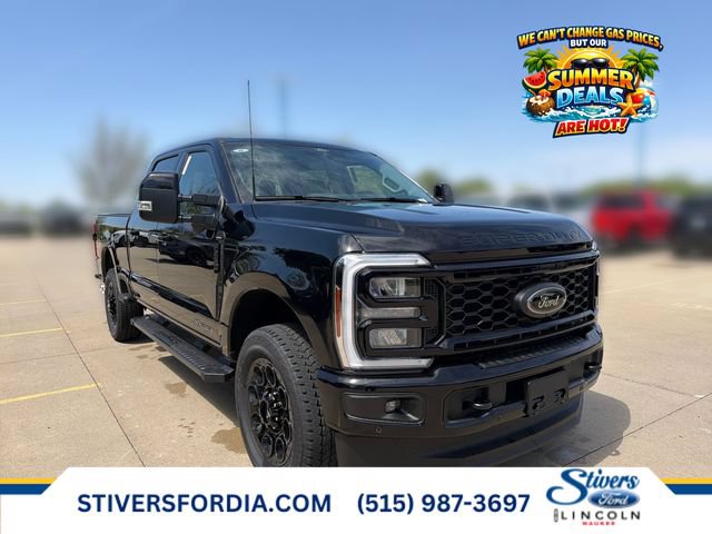 New 2026 Ford F250 Lariat w/ Black Appearance Package