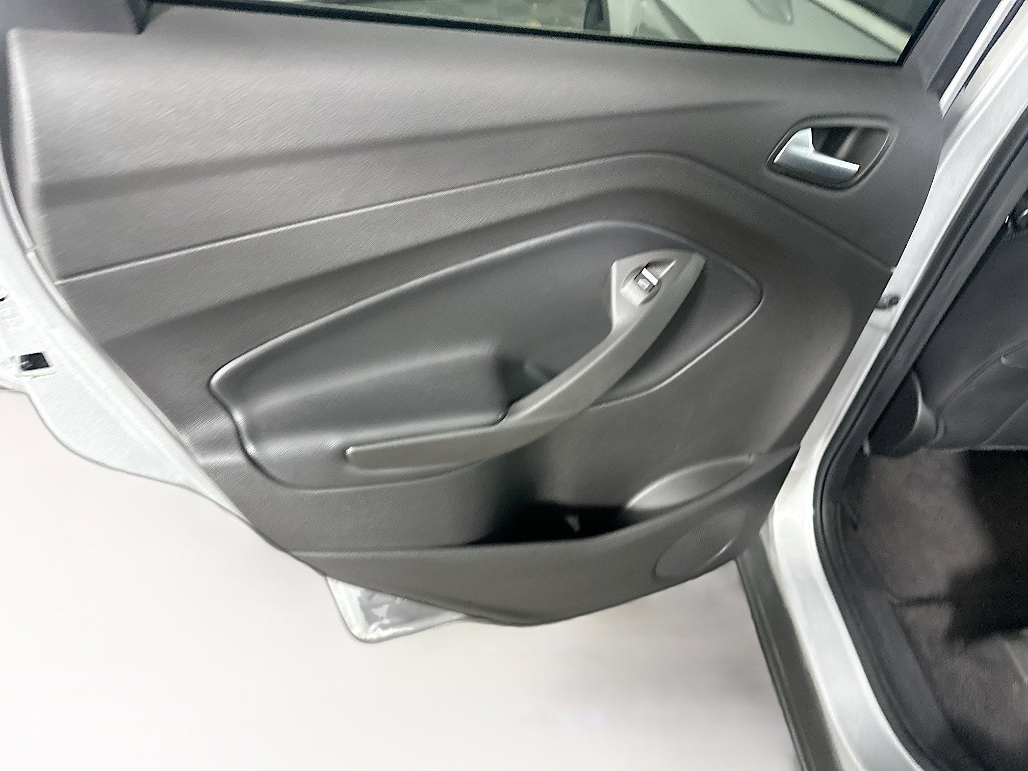 Used 2019 Ford Escape SEL image 26