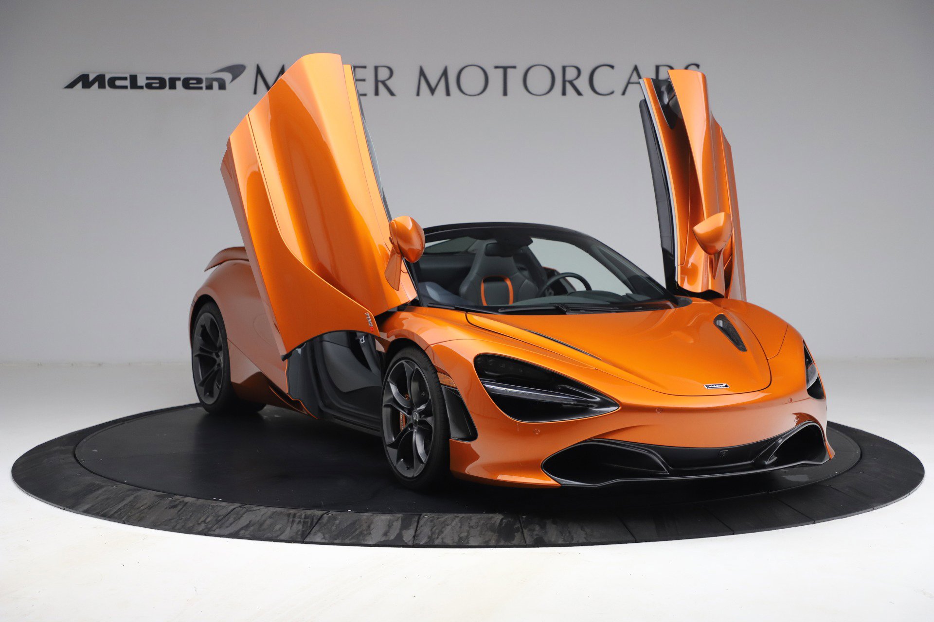 Used 2020 McLaren 720S Spider image 23