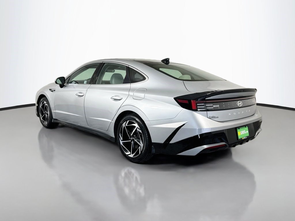 Used 2024 Hyundai Sonata SEL w/ Convenience Package FWD image 7